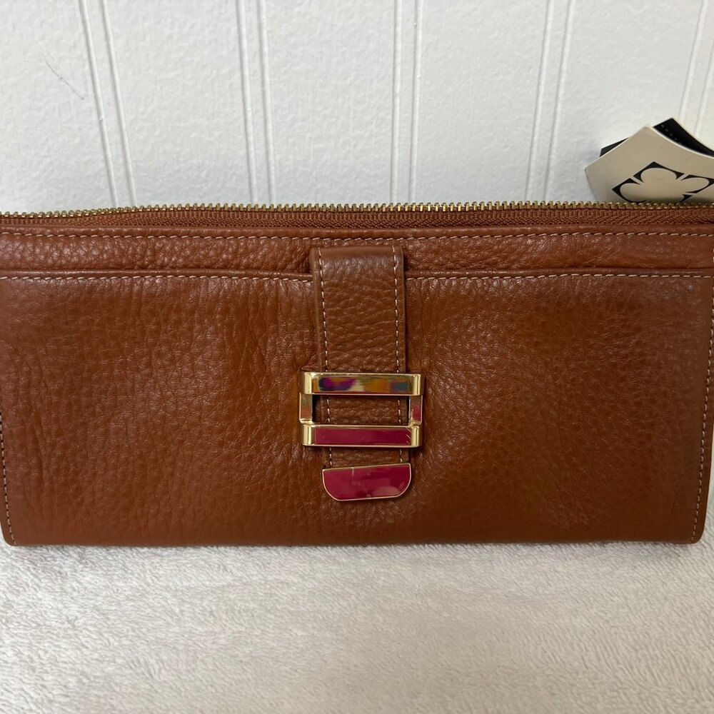 Liz Claiborne Brown Pebbled Leather Zipper Wallet NWT